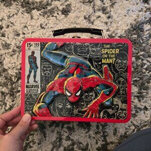 🕸️ Marvel Spider-Man Large Embossed Tin Tote / Lunch Box